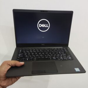 Laptop Dell 7300